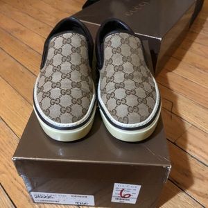 Gucci slip on sneakers